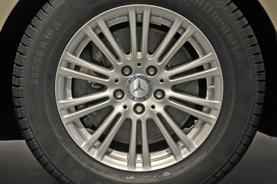 Name:  013.jpg
Views: 17576
Size:  140.7 KB