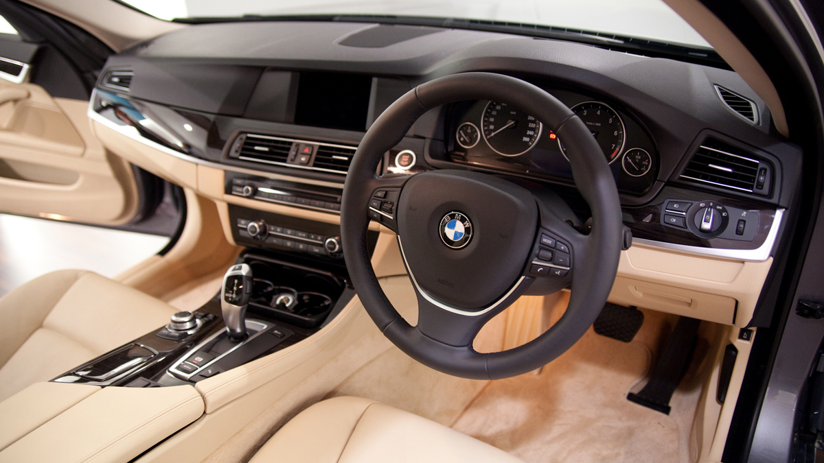 Name:  interior4.jpg
Views: 83015
Size:  400.1 KB