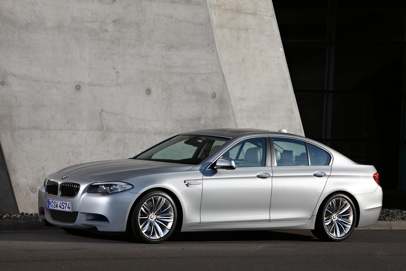 Name:  bmw_m5_f34_ns_20110_1600.jpg
Views: 2180
Size:  351.3 KB