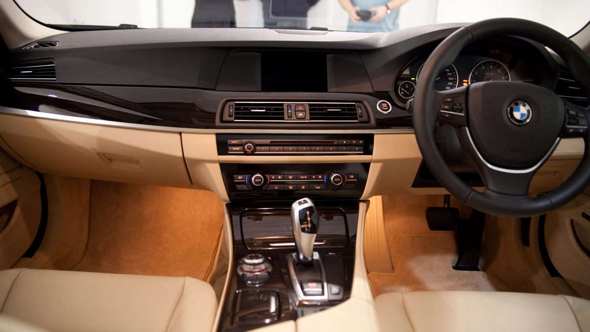 Name:  interior2.jpg
Views: 70821
Size:  375.1 KB