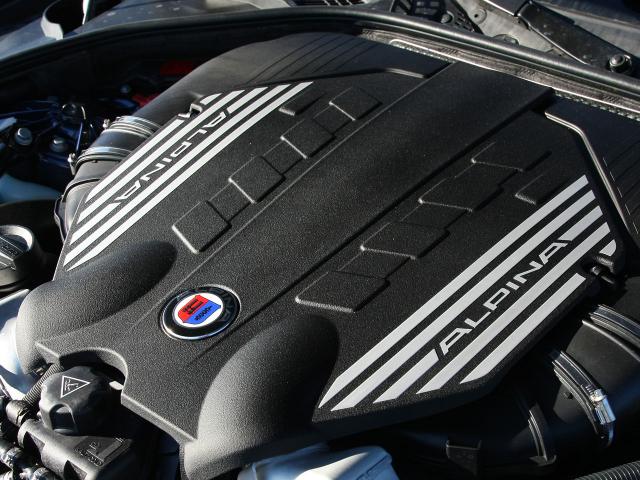 Name:  BMW-Alpina-B5-Biturbo-14.jpg
Views: 10053
Size:  64.9 KB