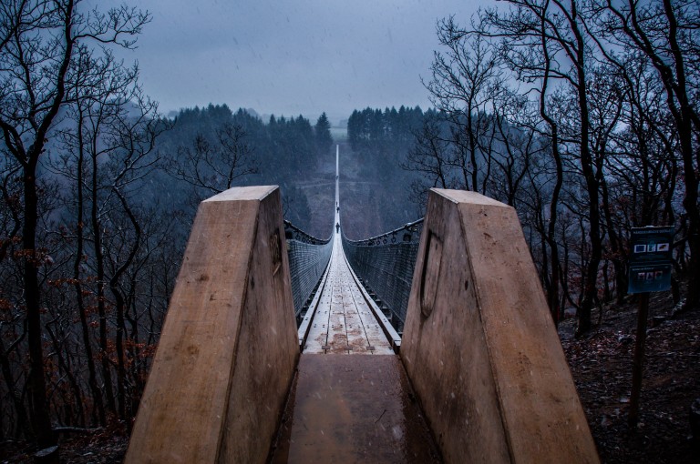 Name:  suspension bridge hngeseilbrcke geierlay  0406-Gemma-Geierlay-Germanys-Longest-Suspension-Bri.jpg
Views: 10217
Size:  136.9 KB