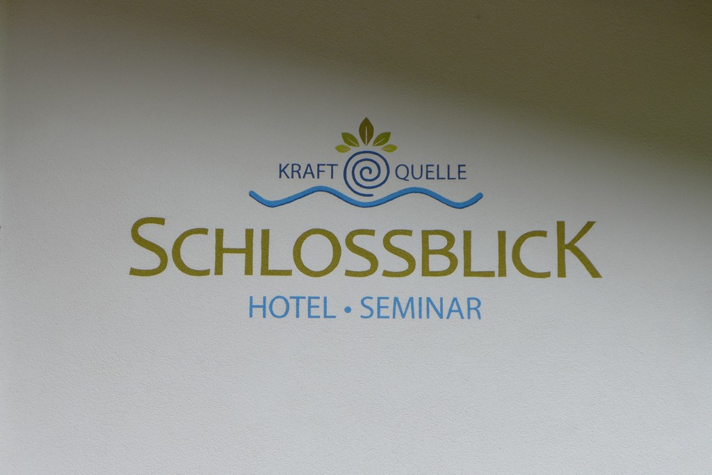Name:  schloss Blick Hotel Kufstein   P1000990.jpg
Views: 10553
Size:  144.2 KB