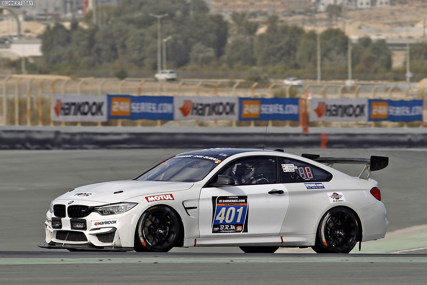 Name:  24h-Dubai-2017-BMW-M4-GT4-02.jpg
Views: 8868
Size:  239.5 KB